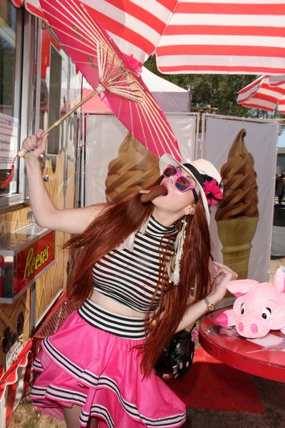 Phoebe Price at the Orange County Fair — Stok fotoğraf