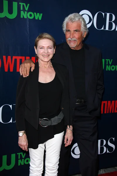 Diane Wiest, James Brolin — Stockfoto