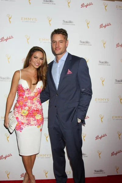 Stause Chrishell, justin hartley — Foto de Stock