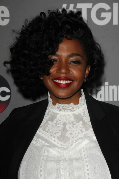 Jerrika Hinton - aktorka — Zdjęcie stockowe