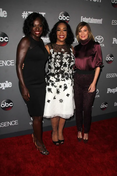 Shonda Rhimes, Ellen Pompeo, Viola Davis — Fotografia de Stock