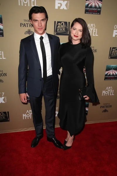 Finn Wittrock, Sarah Roberts — Foto de Stock