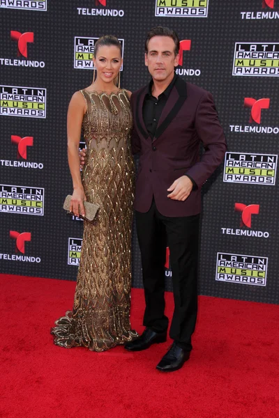 Carlos Ponce og Ximena Duque - Stock-foto