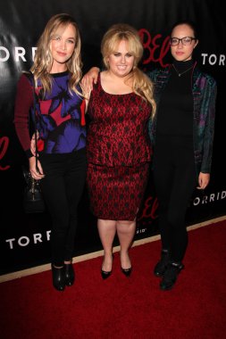 Kelley Jakle, Rebel Wilson, Alexis Knapp