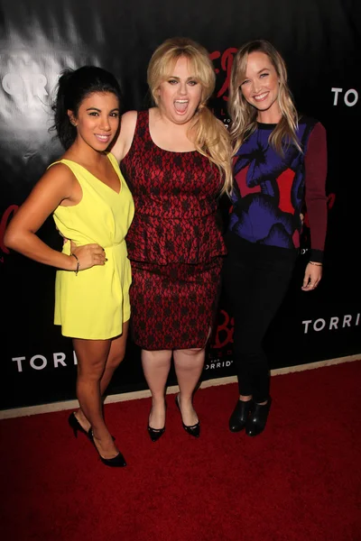 Chrissie Fit, Rebel Wilson, Kelley Jakle — Zdjęcie stockowe