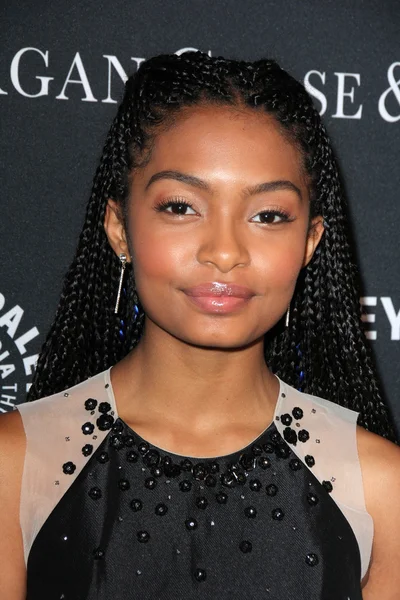 Yara Shahidi - skuespiller – stockfoto