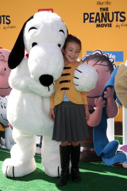 Aktris Aubrey Anderson-Emmons