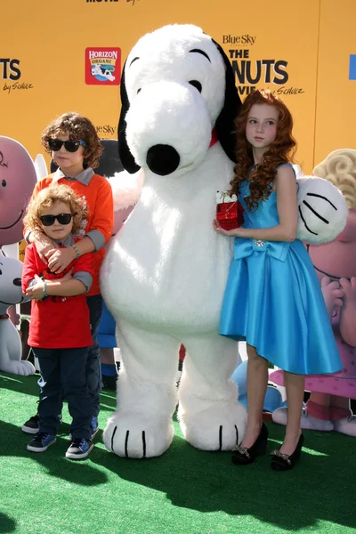 Augustus Maturo, Ocean Maturo, Francesca Capaldi — Stockfoto