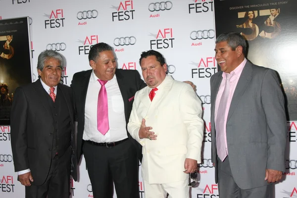 Mario Gomez, Luis Urzua, Edison 'Elvis' Pena, Juan Carlos Aguilar — Stock Photo, Image
