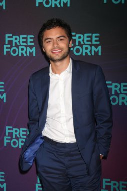 Sebastian de Souza - aktör