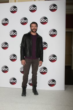 Charlie Weber - aktör