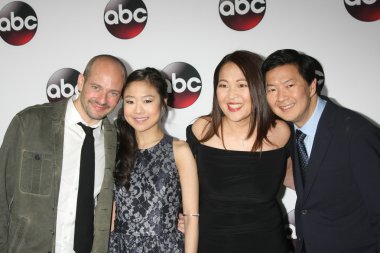 Jonathan, Slavin Krista Marie Yu, Suzy Nakamura, Ken Jeong