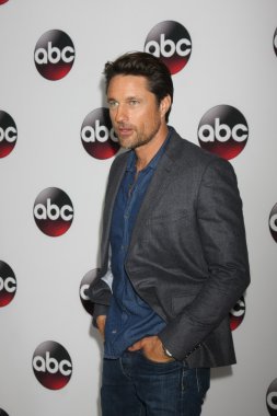 Martin Henderson - aktör