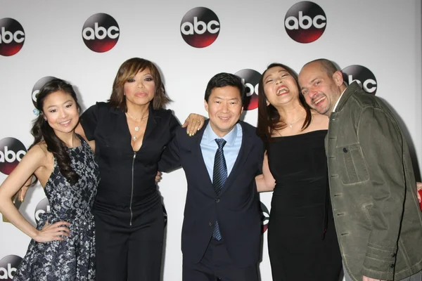 Krista Marie Yu, Tisha Campbell-Martin, Ken Jeong, Suzi Nakamura, Jonathan Slavin — Foto de Stock