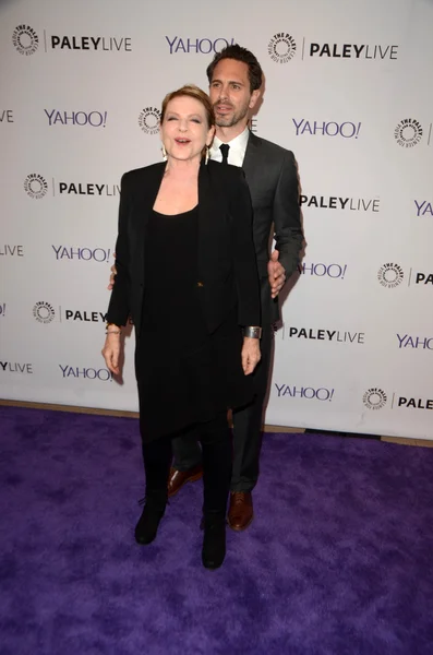 Dianne Wiest, Thomas Sadoski — Foto Stock