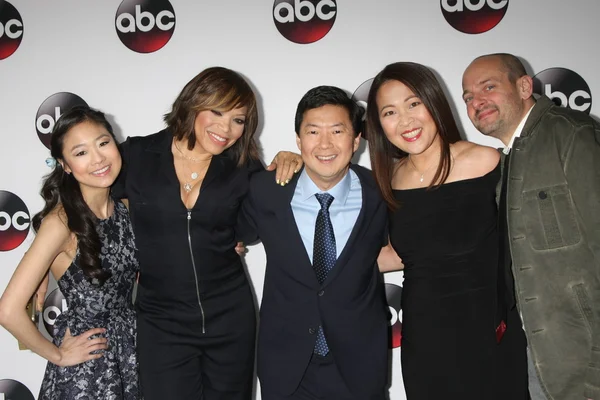 Krista Marie Yu, Tisha Campbell-Martin, Ken Jeong, Suzi Nakamura, Jonathan Slavin — Stockfoto