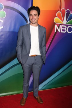 Ben feldman - aktör