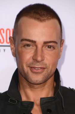 Aktör Joey Lawrence