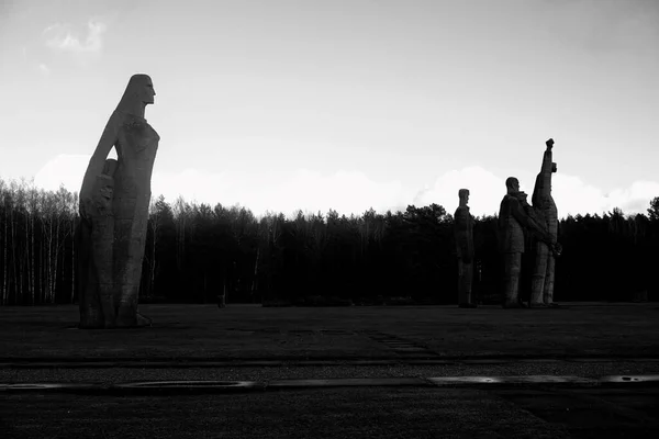 Salaspils Latvia Novembro Salaspils Memorial Ensemble Esculturas Concreto Escala Monumental — Fotografia de Stock