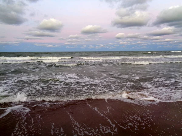 Pobřeží Baltského Moře Liepaja Časně Ráno Růžovém Východu Slunce — Stock fotografie