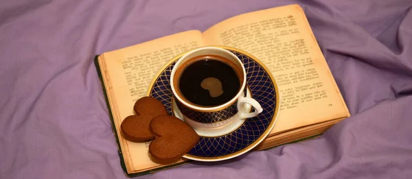 Taza Café Fondo Tela Cama Concepto Amor Día San Valentín —  Fotos de Stock