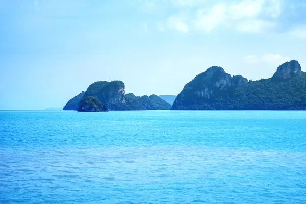 Mar, céu e terra. Tailândia natureza — Fotografia de Stock