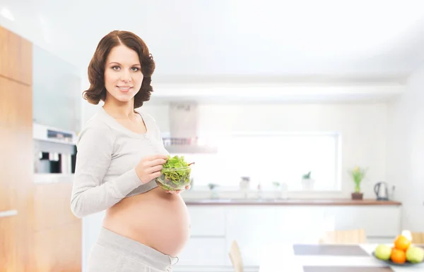 Woman expecting baby — Stock Photo, Image