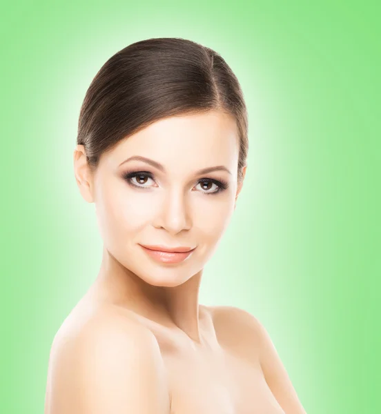 Close-up portrait of a young and healthy woman — Stock Photo, Image