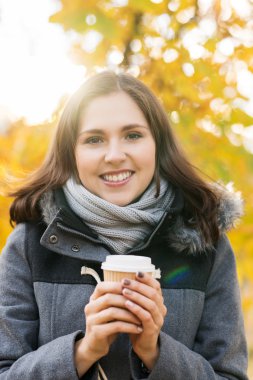 kahve içmek güzel kız 