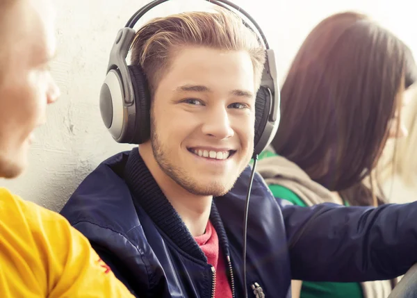 Happy guy in headphones. — Stock Photo, Image