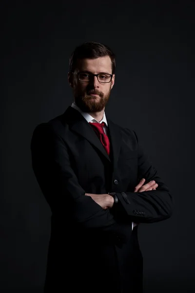 Retrato de homem de negócios em preto — Fotografia de Stock