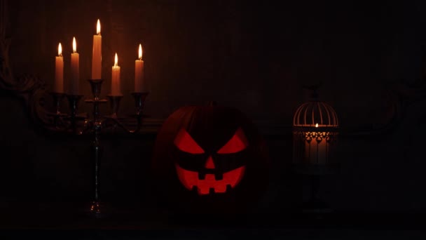 Děsivá Dýně Stará Lebka Starobylém Gotickém Krbu Halloween Čarodějnictví Magie — Stock video