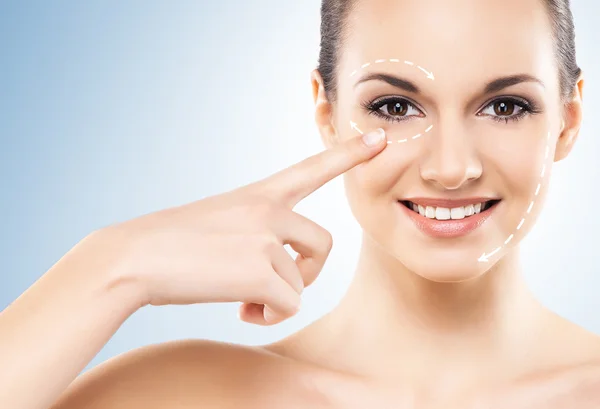 Genç, güzel ve sağlıklı bir kadın