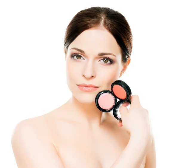 Mujer joven con paleta de maquillaje —  Fotos de Stock