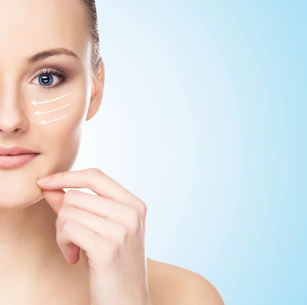 Woman ready for plastic surgery treatment — Stock Photo, Image