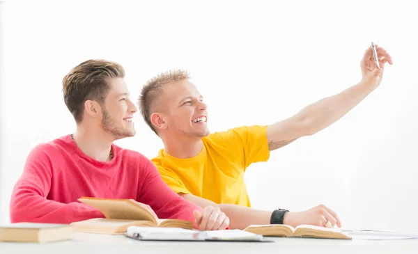 Studenci się obraz selfie — Zdjęcie stockowe
