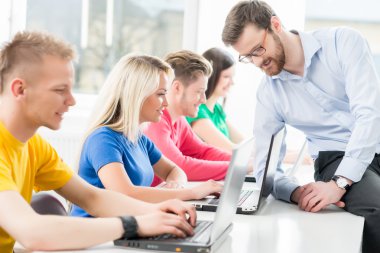 Öğrencilerin Bilişim ve programlama dersi
