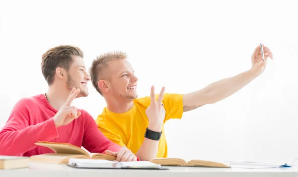 Students take a selfie picture in a classroom — Stock Photo, Image