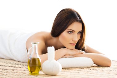 Mat spa salonda döşeme kadın