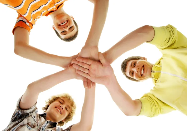 Groep glimlachend gelukkig tieners — Stockfoto