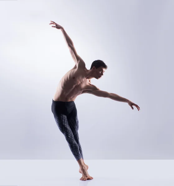 Atletische balletdanser — Stockfoto