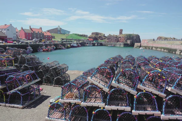 邓巴海港展示龙虾乳酪的景观 — 图库照片