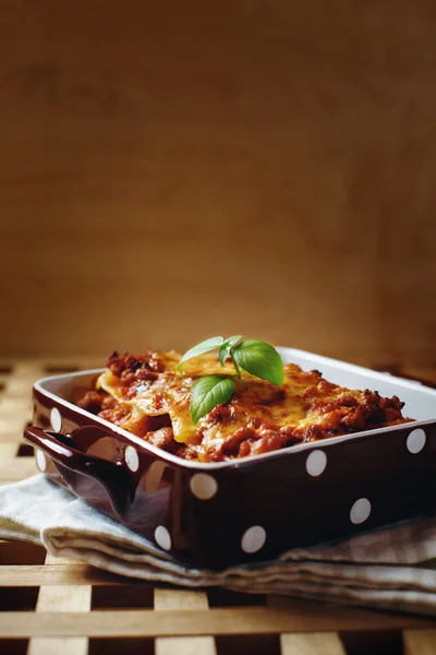 이탈리아 음식 스타일입니다. 라자 냐 접시. — 스톡 사진