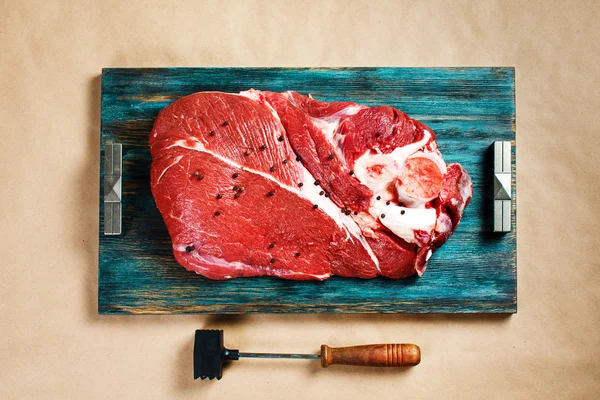 Vista dall'alto della carne di vitello fresca — Foto Stock