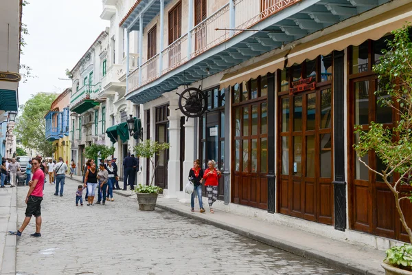 Old houses at the neighborhood of Habana Vieja in Havana — Stock Photo, Image