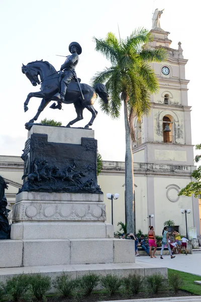 View to the Ignacio Agramonte monument — Stock Photo, Image