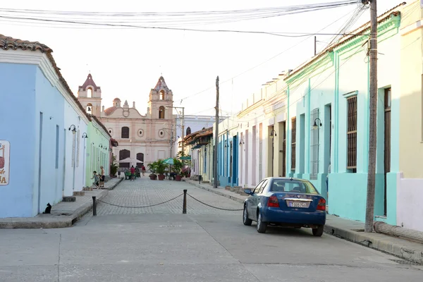 De kerk van Carmen op koloniale Camagüey — Stockfoto