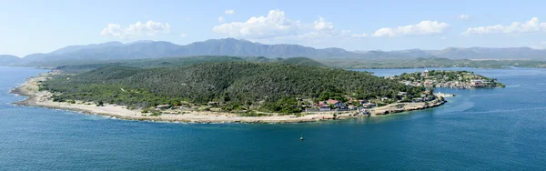 Coast of Santiago de cuba with entrance to the harbor — Stock Photo, Image