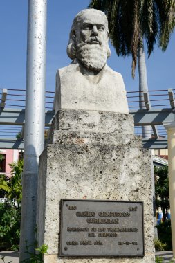 Camillo Cienfuegos Santiago de Cuba, kare Marte Yaylası girişindeki nitelikli anıt