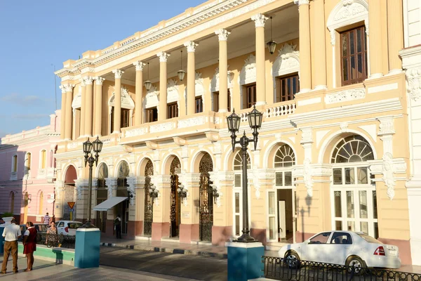 Palacio colonial en Santiago de Cuba, Cuba — Foto de Stock